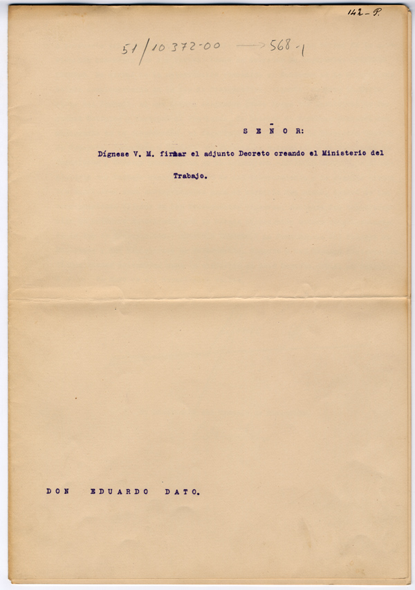 R.D. creando el Ministerio de Trabajo. Portada